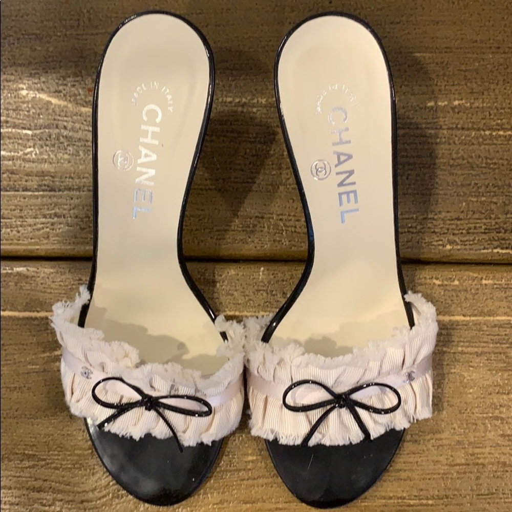 Elegant Chanel Slides In Black and White